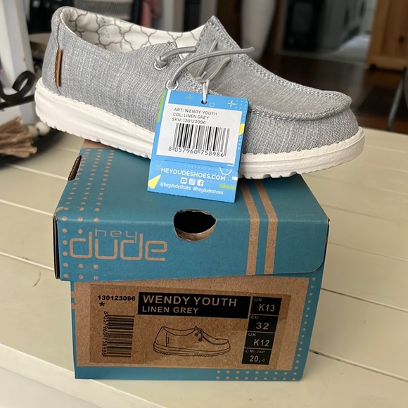 NwT hey dude size k13 - Picture 1 of 3